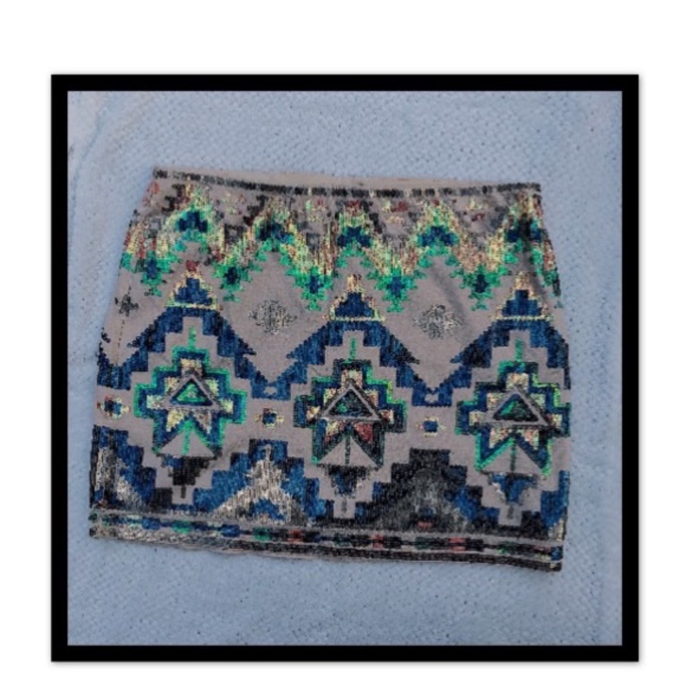 Express sequin skirt